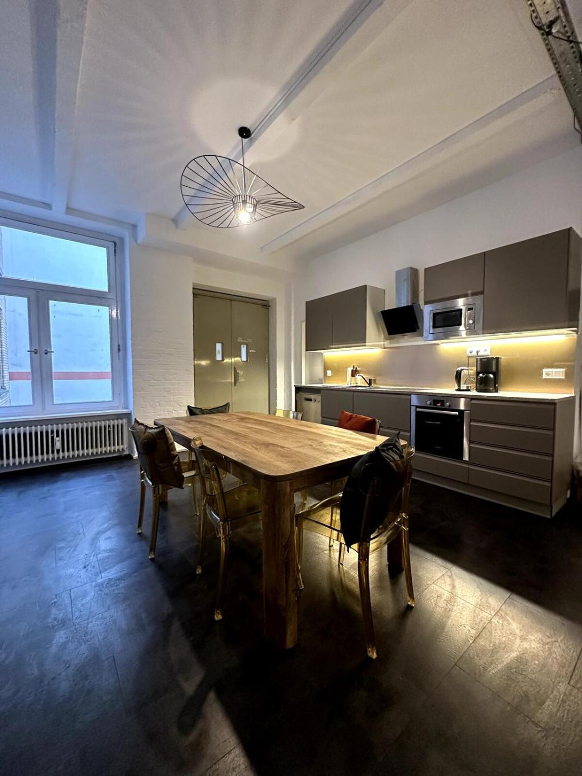Appartement Elegant Gray In Vibrant Area 2 Berlijn
