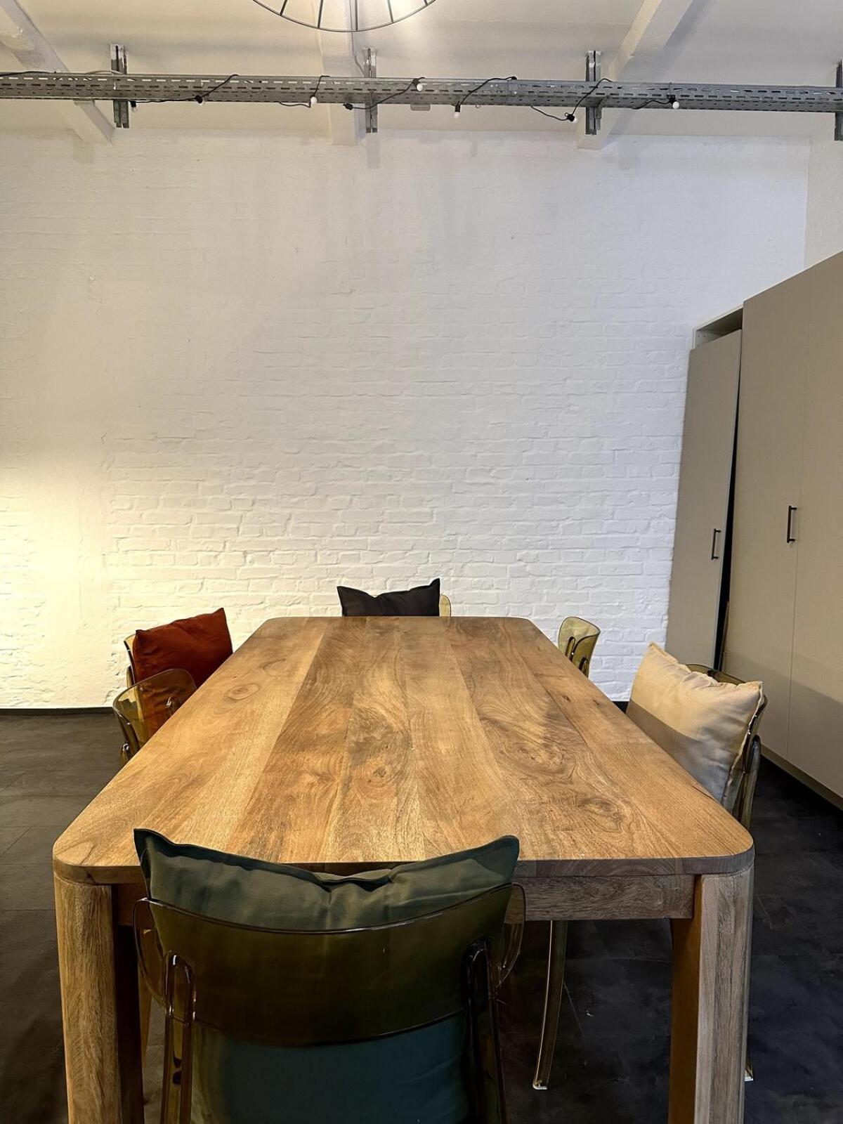Elegant Gray In Vibrant Area 2 * Berlijn