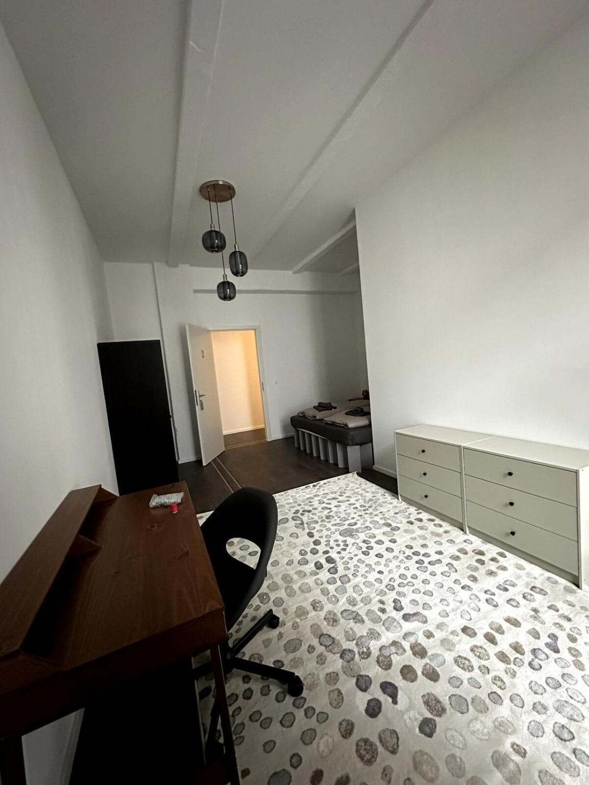 Appartement Elegant Gray In Vibrant Area 2 Berlijn